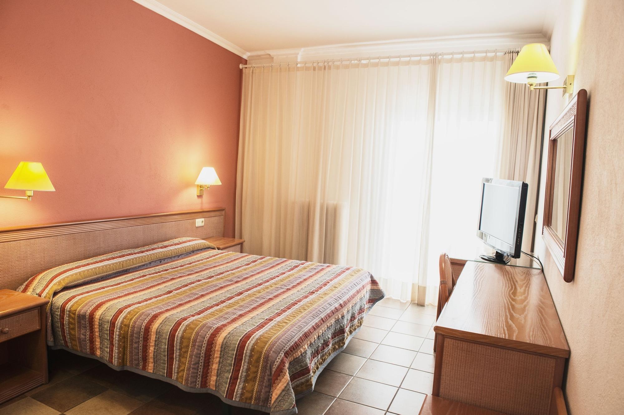 Hotel Santa Anna 3*
